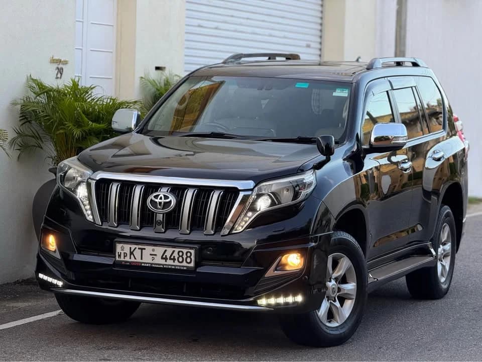 Toyota Land Cruiser Prado 2011
